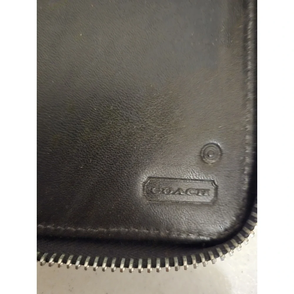 COACH Black Slim Business Card Holder Full Zip Organizer leather interior. In...